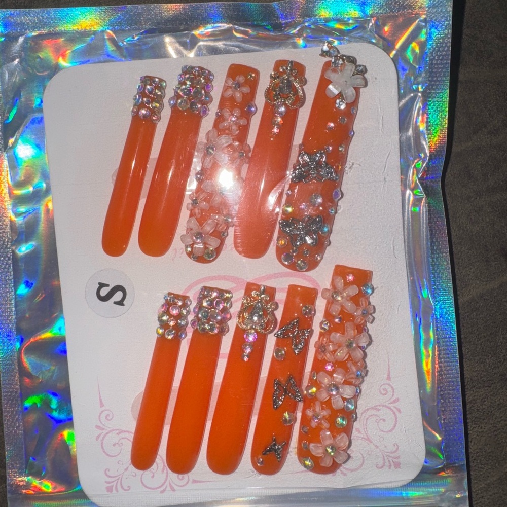 Orange Floral Embellished Press-On Nails